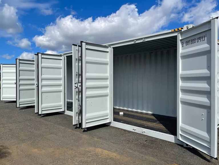 Pod Unit Portable Storage Containers vs. PODS, Storage Units, and Warehouses ...