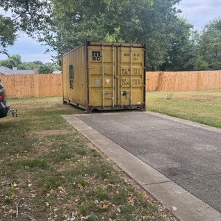 Used 20ft Standard Shipping Container in Tampa, Florida for sale