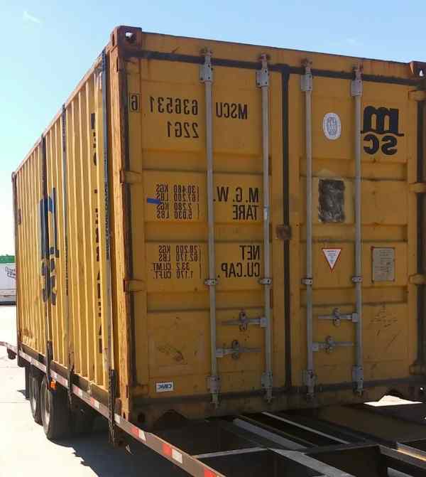 Used 20ft Standard Shipping Container in Houston, Texas