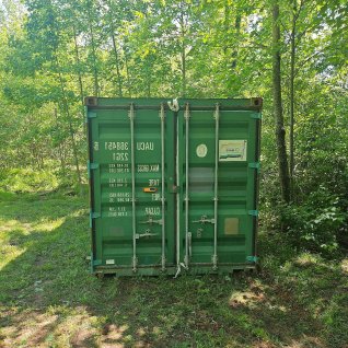 Used 20ft Standard Shipping Container in Oakland, California for sale