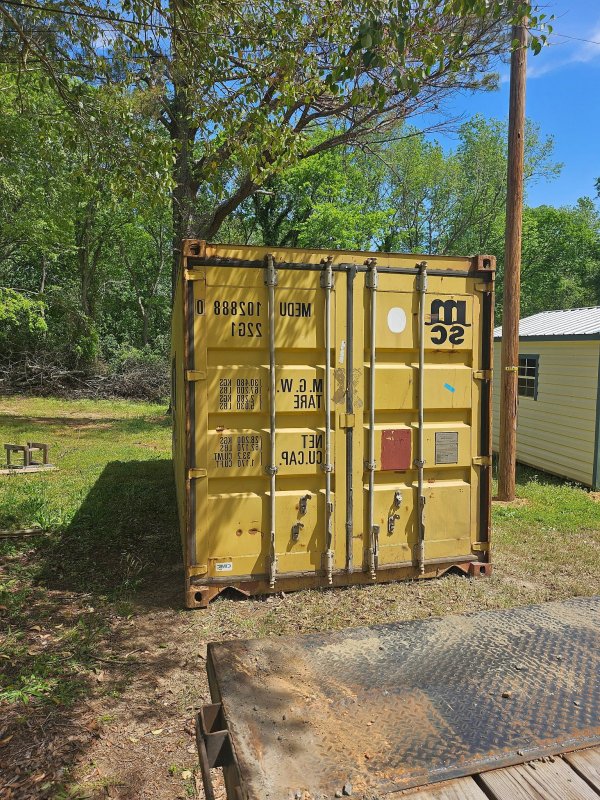 Used 20ft Standard Shipping Container in Portland, Oregon